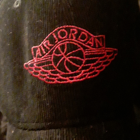 Air Jordan hat - Picture 1 of 3